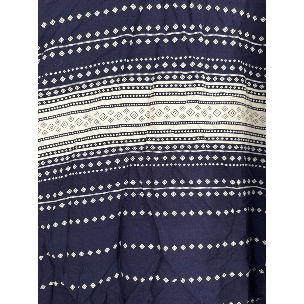 Banana Republic Mens XL Navy Geometric Diamond Rayon Button Down Shirt Vintage